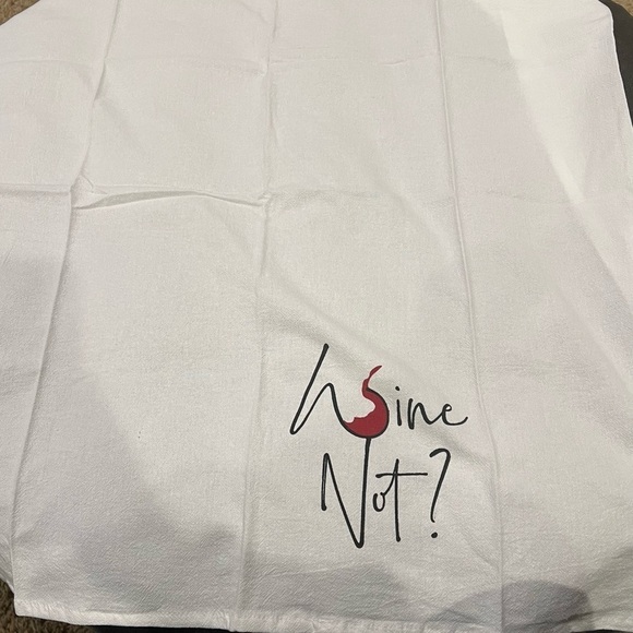 New! Wine Tool Kit With “Wine Not” Decorative Towel - Picture 6 of 7